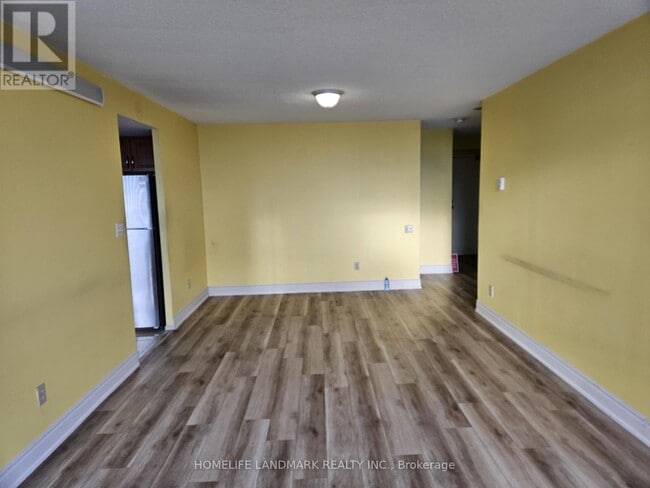 Photo - 2460 Eglinton Ave E Unit 605