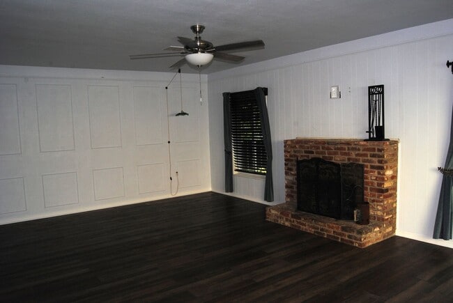 Photo - 114 Flower St
