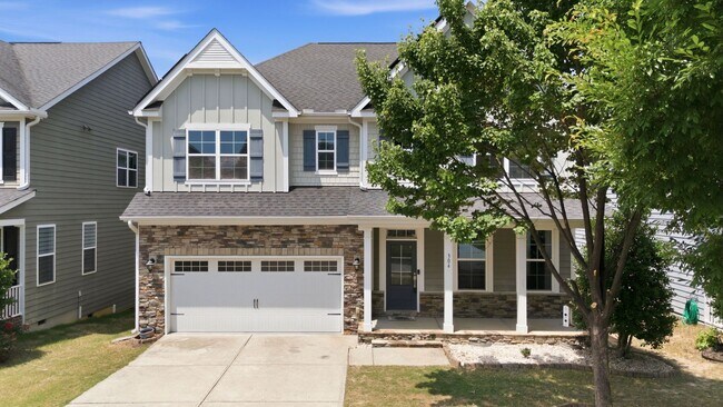 Building Photo - 304 Atwood Dr