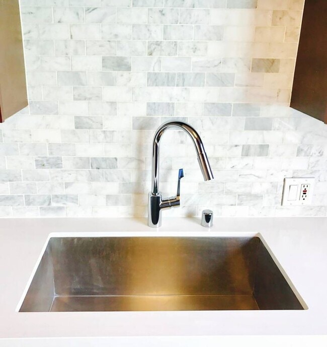 Photo - This upstairs 2 bed / 1 bath apartment in Echo Park is now available - Includes private parking a... Unit #4