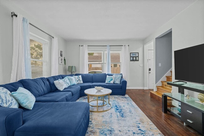 Building Photo - 174 Cherry St Unit ID1310515P Rental