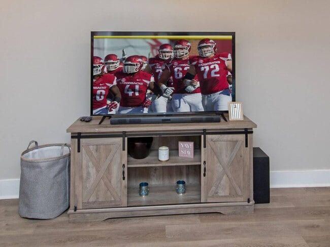 Photo - 5807 Pecan Lake Rd