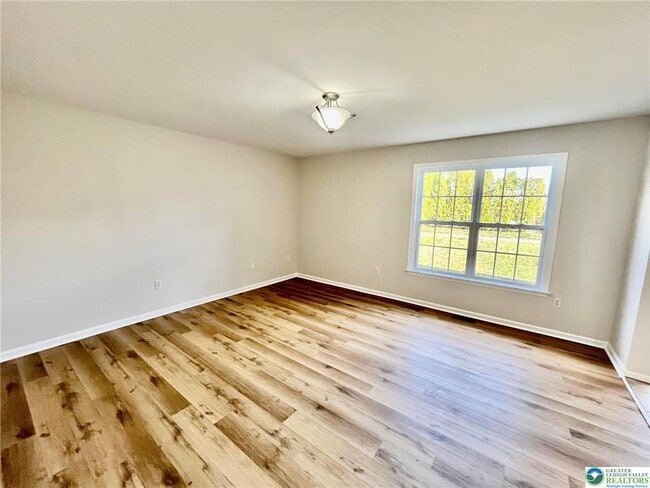 Photo - 4131 Walter Rd