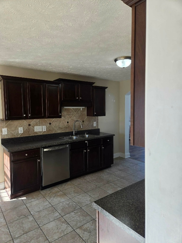 Photo - 141 Hidalgo Dr