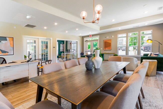 Photo - Hawthorne at St. Marks