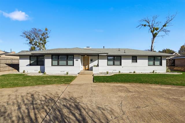 Building Photo - 6207 Royal Ln