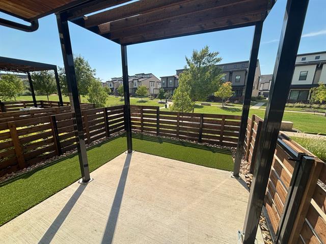 Photo - 820 Cavitt Ct