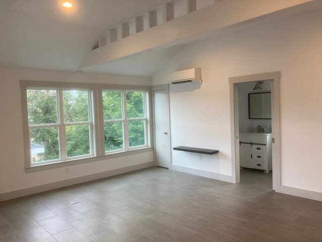 Photo - 4102 Woodleigh St Unit A