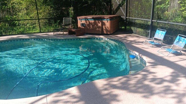 Photo - 8694 Pioneer Rd