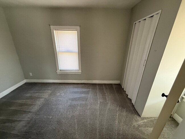 Photo - 400 Aspenwald Ave