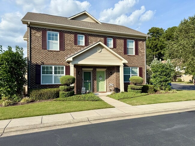 Photo - 410 Oakstone Trl Unit 1