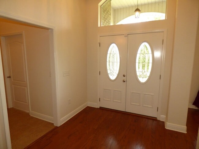 Photo - Custom-Built 3-Bedroom Home