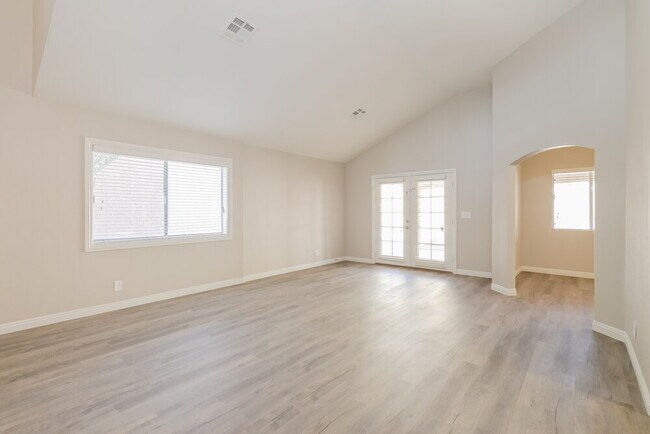 Photo - 269 Aspen Knoll Dr