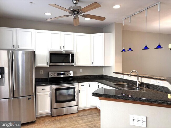 Photo - 623 Trout Run Ct