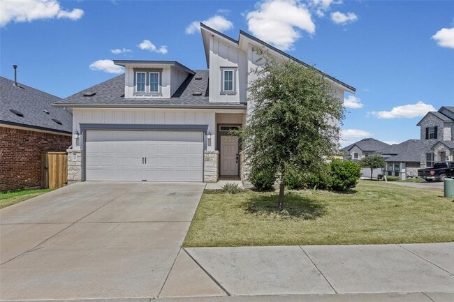 Building Photo - 12900 Bloomington Dr