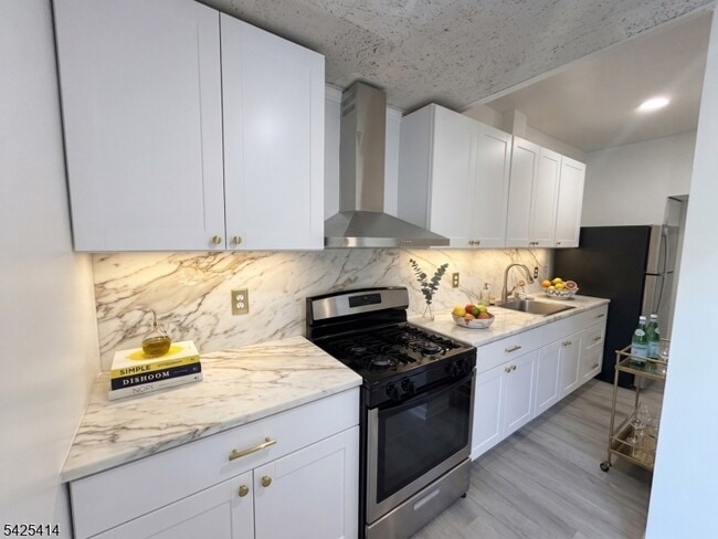 Photo - 73 Newark Ave