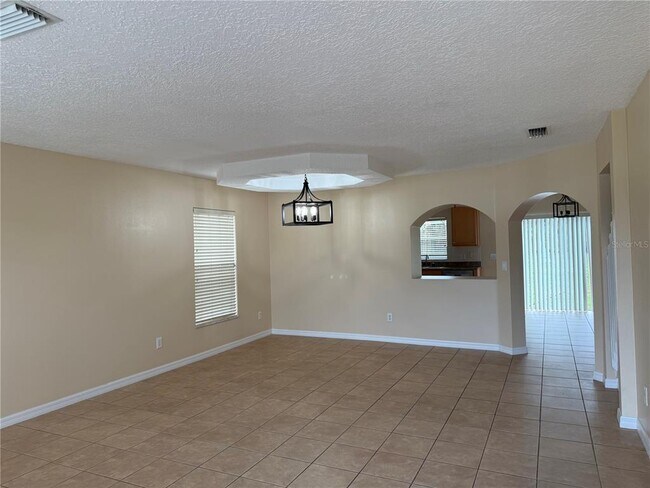 Photo - 113 Fern Springs St