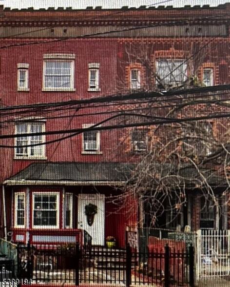 Photo - 122 3rd Ave