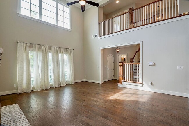 Photo - 4790 McGill Ct