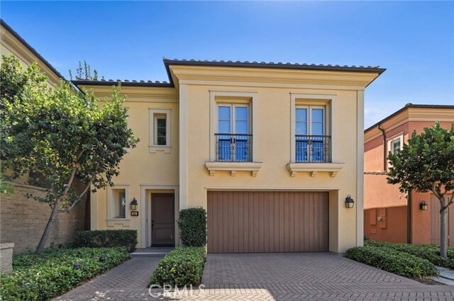 Building Photo - 34 Brindisi