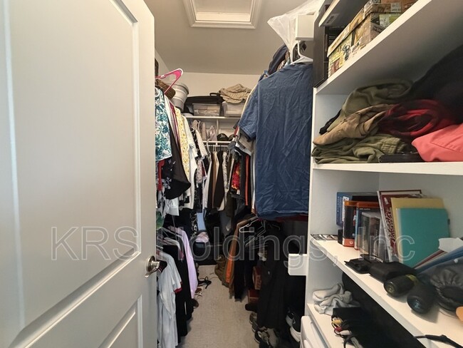 Photo - 1517 Rollesby Way Unidad 24