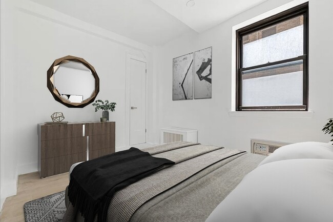 Photo - 138 E 38th St Unit 1F