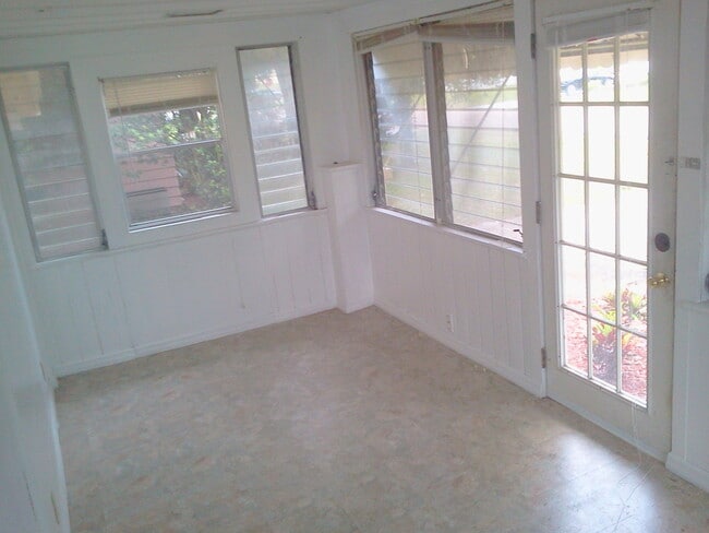 Photo - Cute 2BR/1BA Home w/Carport, Sun Room, Large Backyard, & Detached Utility Shed