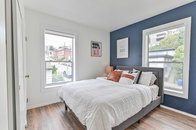 Photo - Beautiful 1 bed 1 bath apartment AVAILABLE NOW