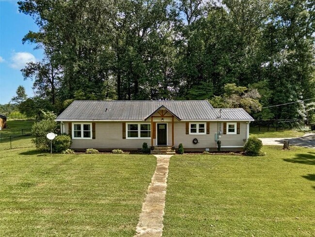 Photo - 5659 Hiram Douglasville Hwy Casa