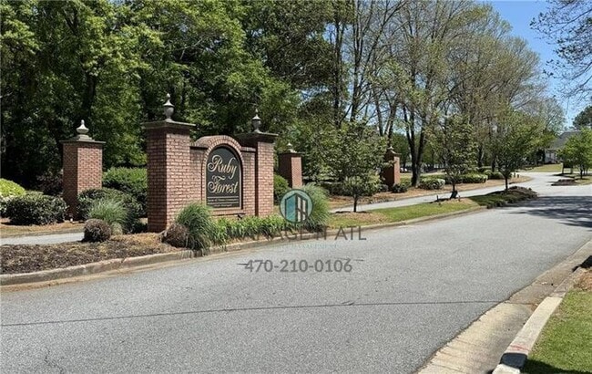 Photo - 5 bedroom house in Ruby Forest neighborhood in Suwanee