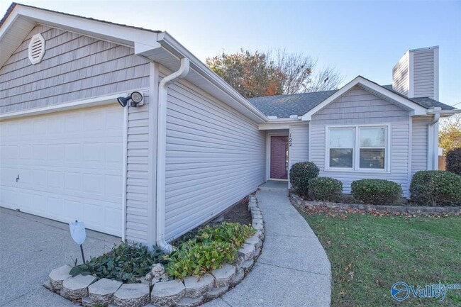 Photo - 122 Lewis Ln