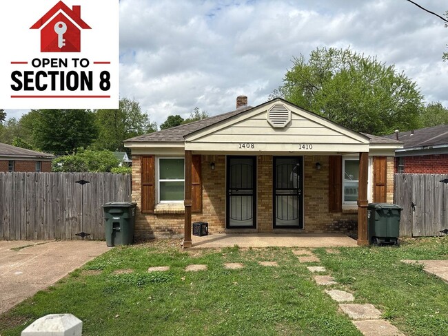 Building Photo - Newly Refreshed 1 bedroom 1 bathroom Duplex - Open To Section 8