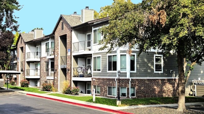 Photo - The Springs of Royal Oaks