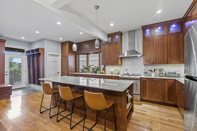 Photo - 4317 N Kenneth Ave