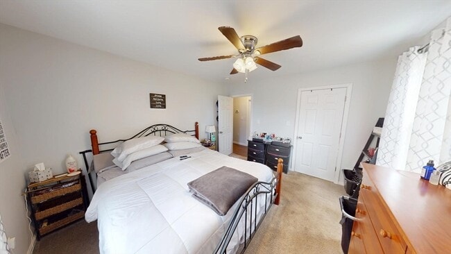 Building Photo - 613 Middlesex Tpke Unit New Section Rental