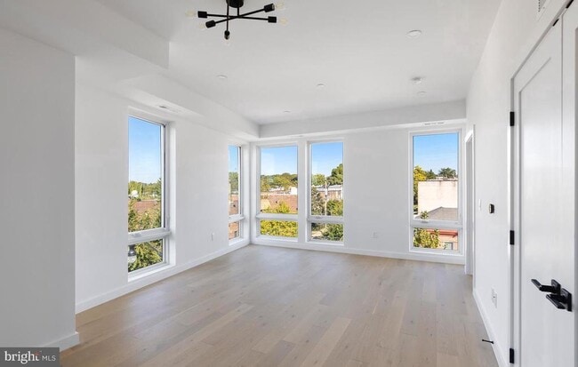 Photo - 30 Kennedy St NW Unit 14