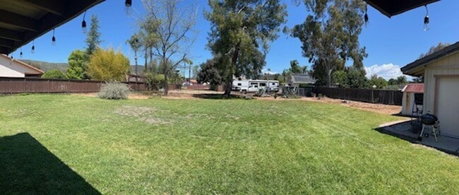 SDCE,RAMONA 3 br 2 ba house with SOLAR - SDCE,RAMONA   3 br 2 ba house with SOLAR
