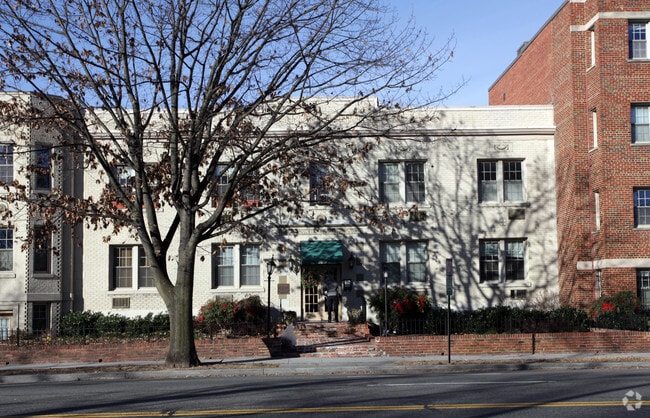 Photo - 3022-3026 Wisconsin Ave NW