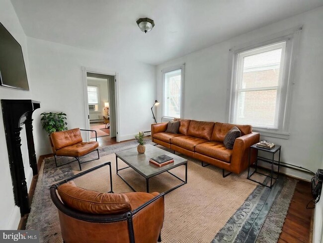 Building Photo - 516 Franklin Ave Unit APT 2ND FL