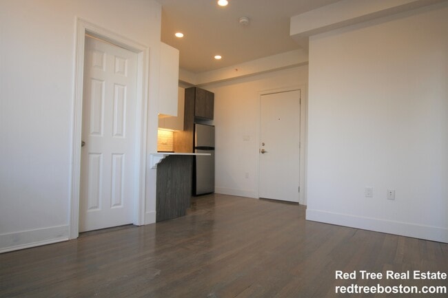 Photo - 11 Queensberry St Unit 35