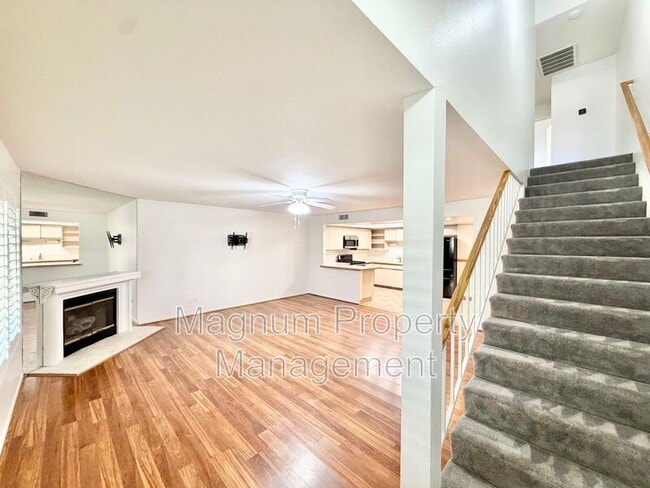 Photo - 25524 Sharp Dr