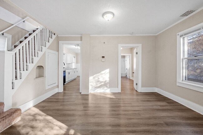 Photo - Updated 4-Bedroom 1.5-Bathroom Home in Minneapolis