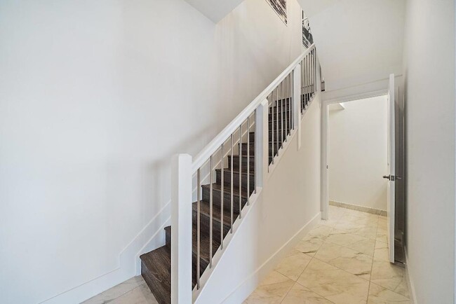 Photo - 4925 Pointe Midtown Way