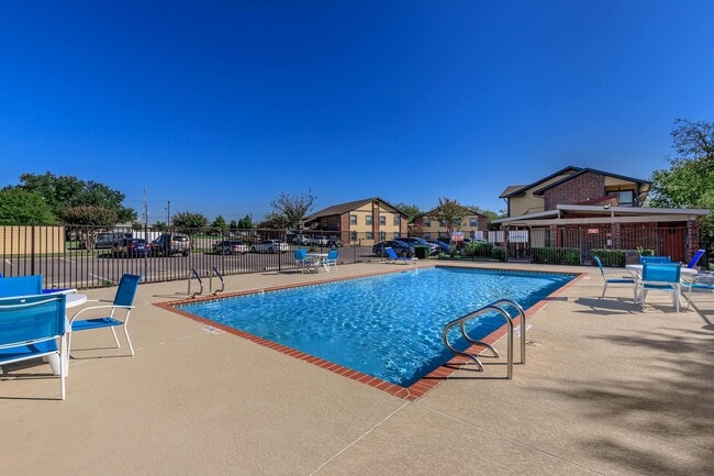 TAKE A COOL AND REFRESHING DIP - Brushy Creek Village
