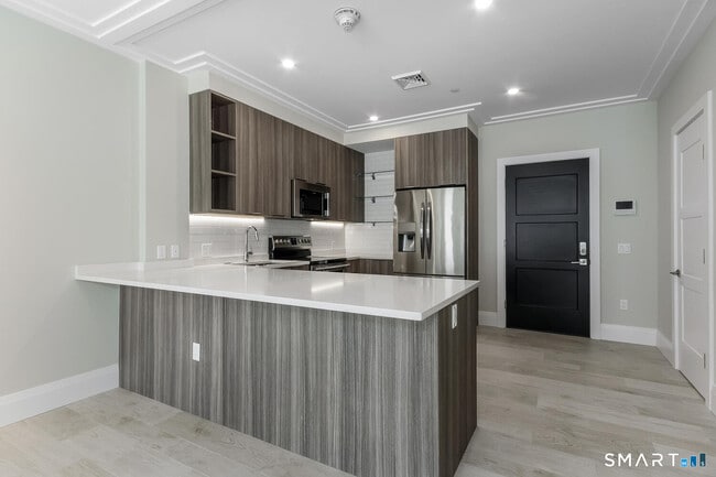 Photo - 1990 Bronson Rd Unit 2