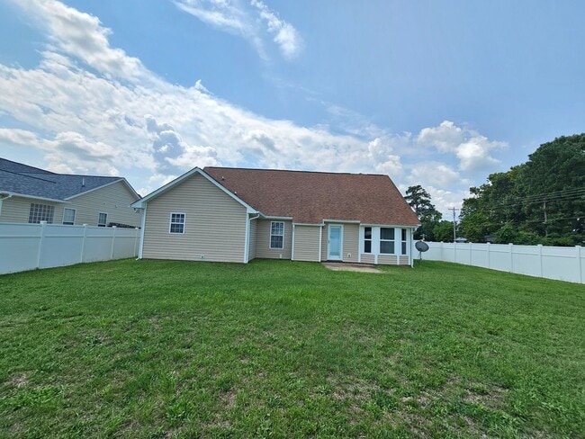 Photo - 7796 Buttonwood Ave