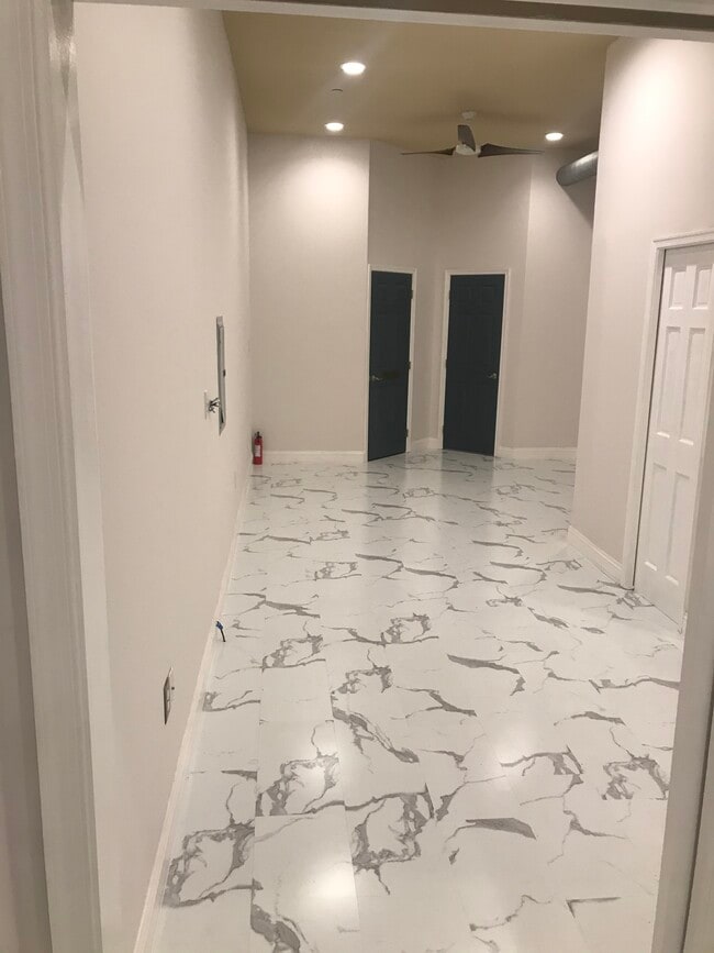 Photo - 809 N 2nd St Unit 2nd floor