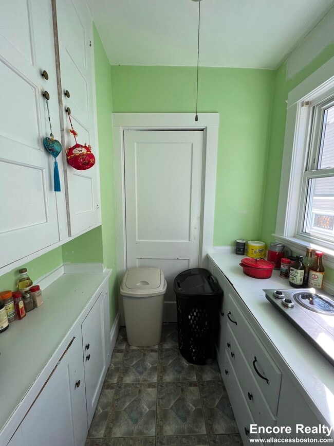 Photo - 34 Matchett St Unit #1