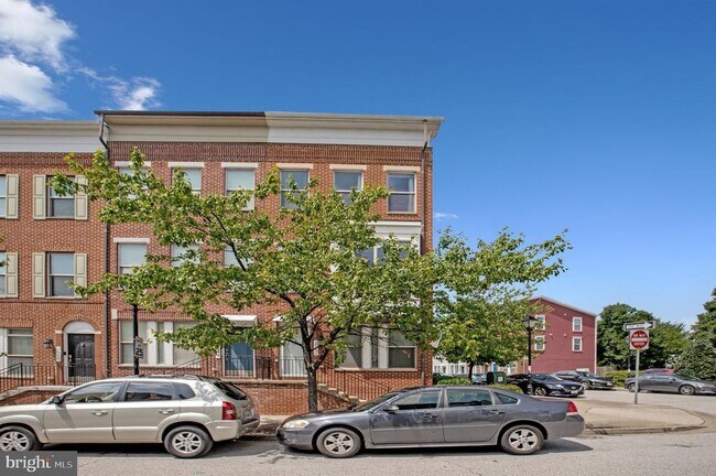 Photo - 122 Lloyd St