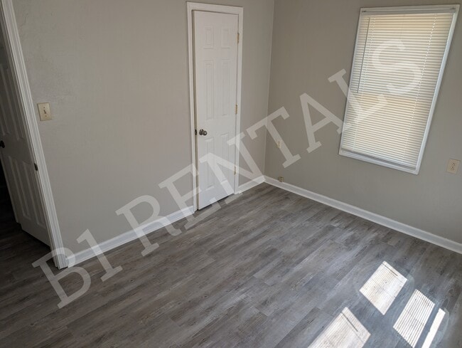 Photo - 742 S Obrien St
